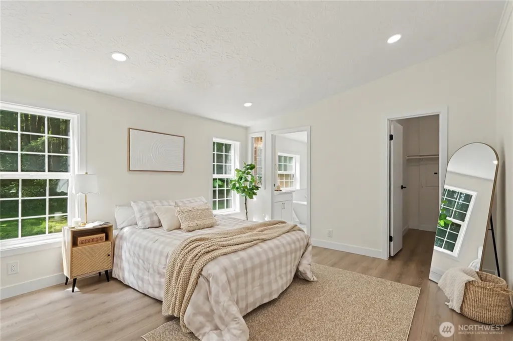 11150 Helena Trail SW Port Orchard WA 98367