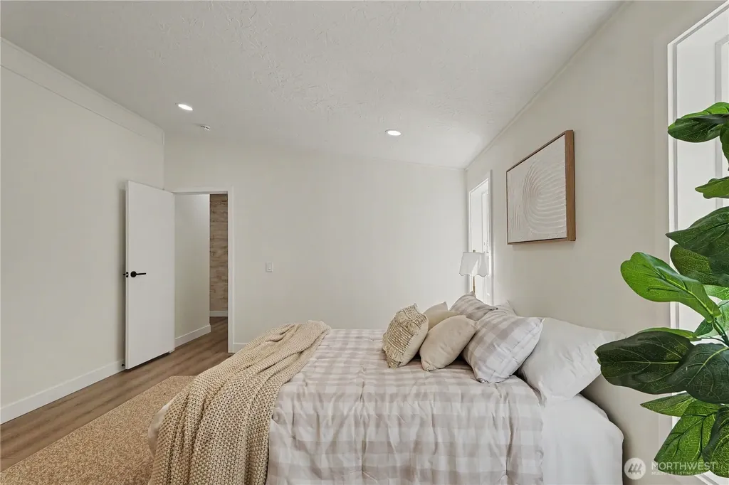 11150 Helena Trail SW Port Orchard WA 98367