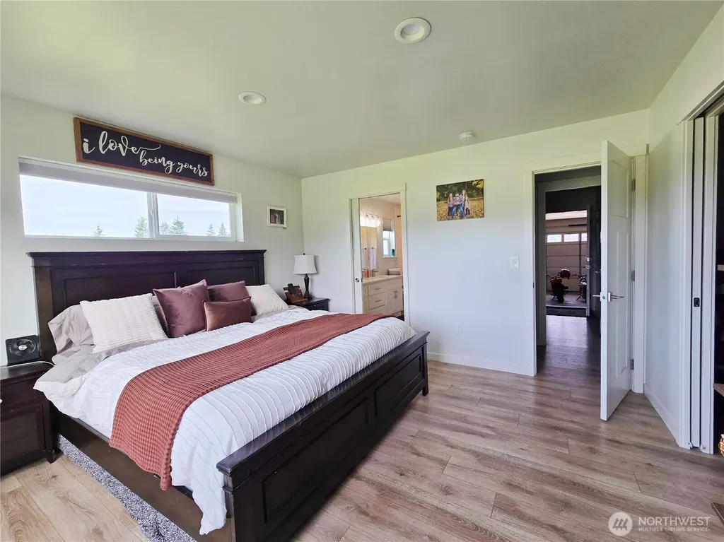 1040 Ashwood Lane Forks WA 98331