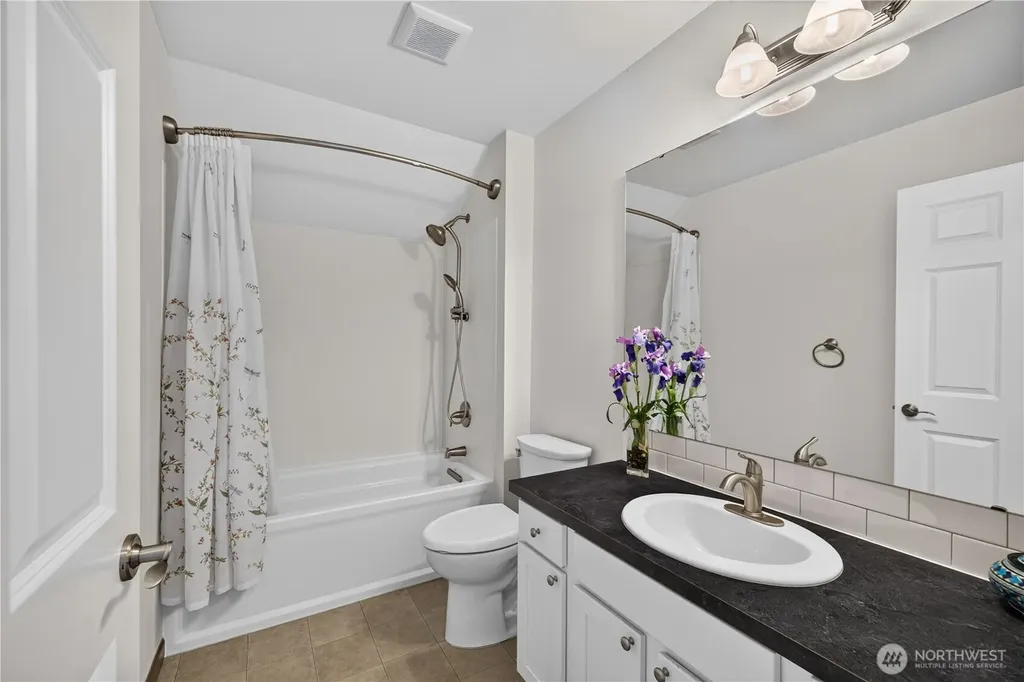 139 S 47th Street Mount Vernon WA 98274
