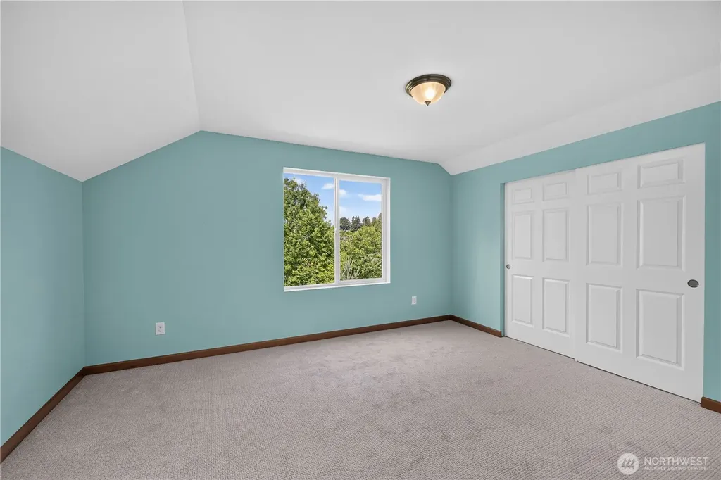 139 S 47th Street Mount Vernon WA 98274