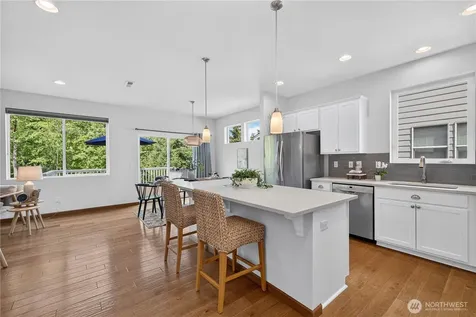 139 S 47th Street Mount Vernon WA 98274