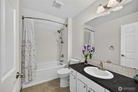 139 S 47th Street Mount Vernon WA 98274