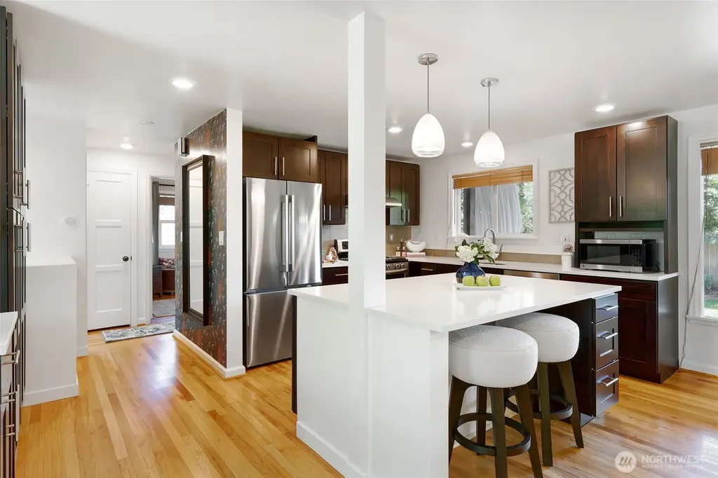 8018 40th Avenue NE Seattle WA 98115