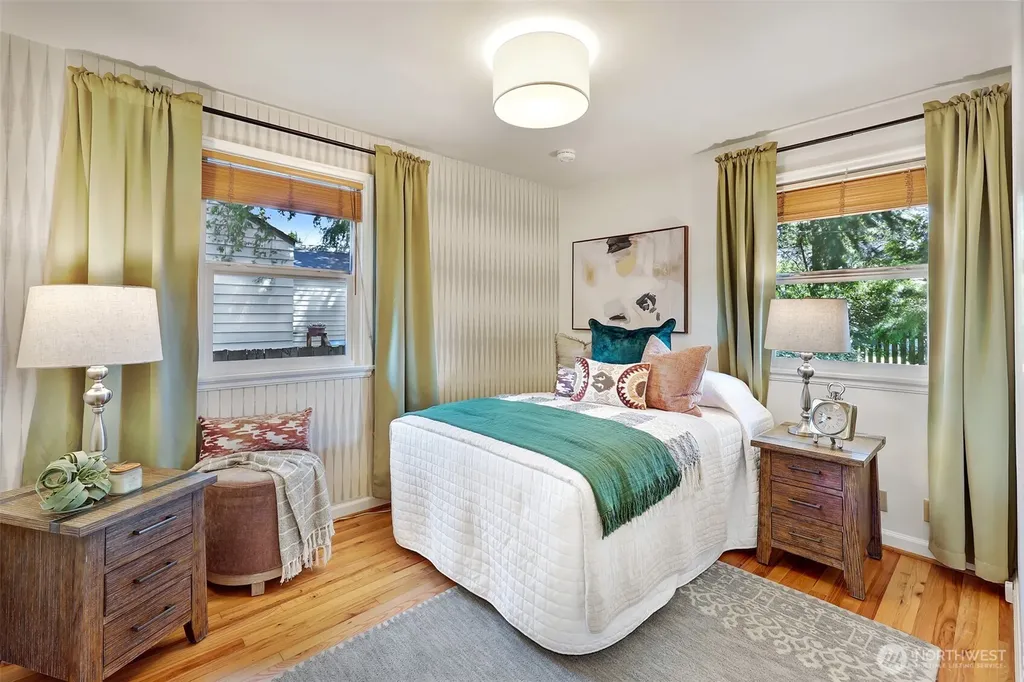 8018 40th Avenue NE Seattle WA 98115