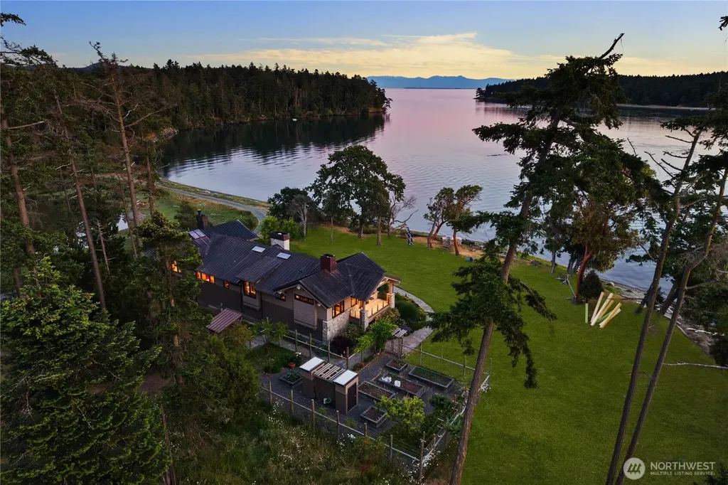 235 Seal Rock Lane Friday Harbor WA 98250