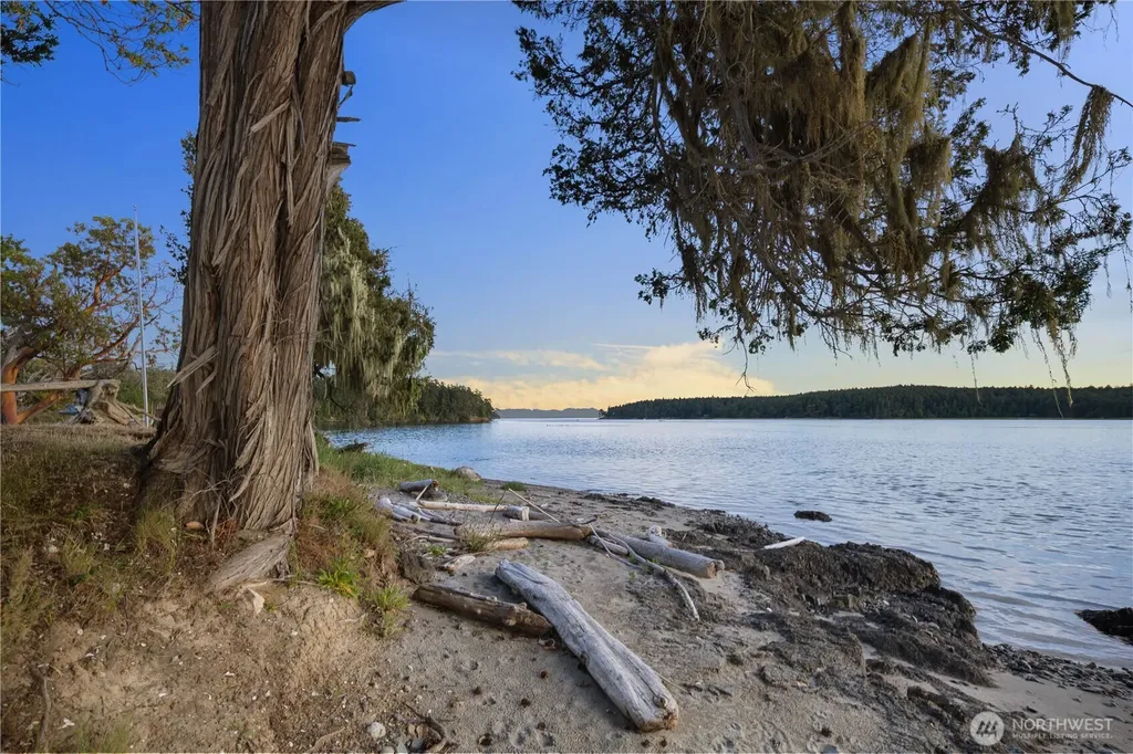 235 Seal Rock Lane Friday Harbor WA 98250