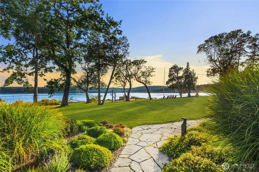 235 Seal Rock Lane Friday Harbor WA 98250
