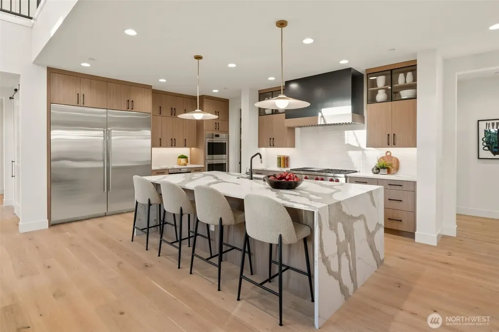 15103 SE 41st Place Bellevue WA 98006