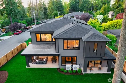 15103 SE 41st Place Bellevue WA 98006