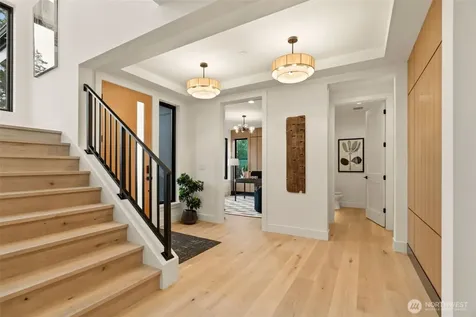 15103 SE 41st Place Bellevue WA 98006