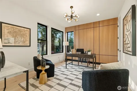 15103 SE 41st Place Bellevue WA 98006