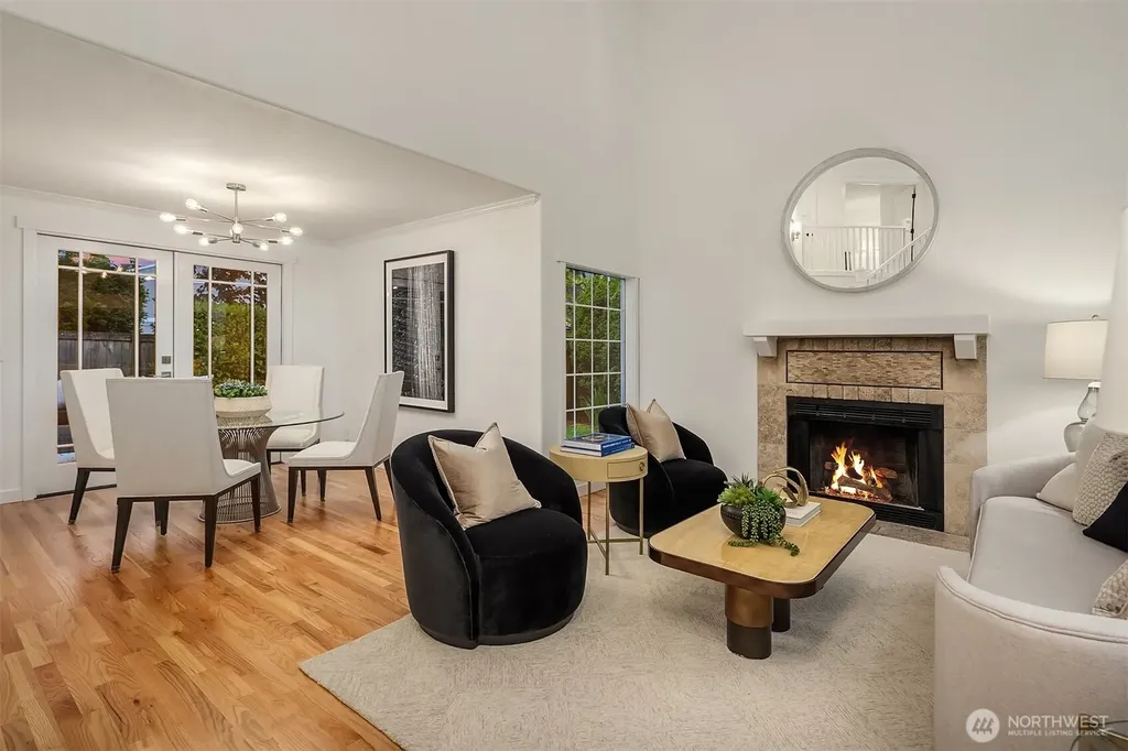933 6th Place S Kirkland WA 98033