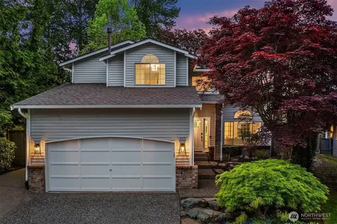 933 6th Place S Kirkland WA 98033