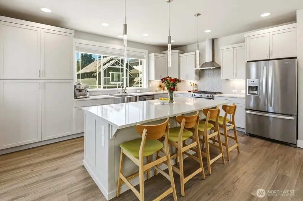 19611 3rd Drive SE Bothell WA 98012