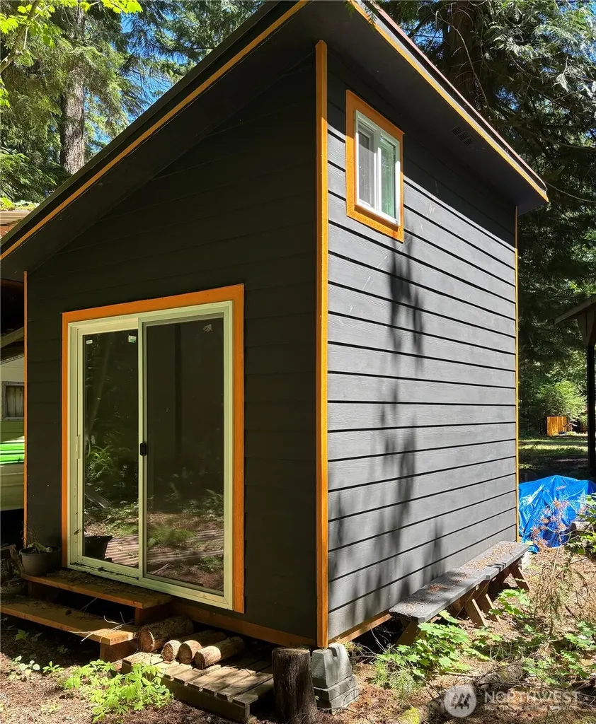 1128 Alder Lane Sumas WA 98295