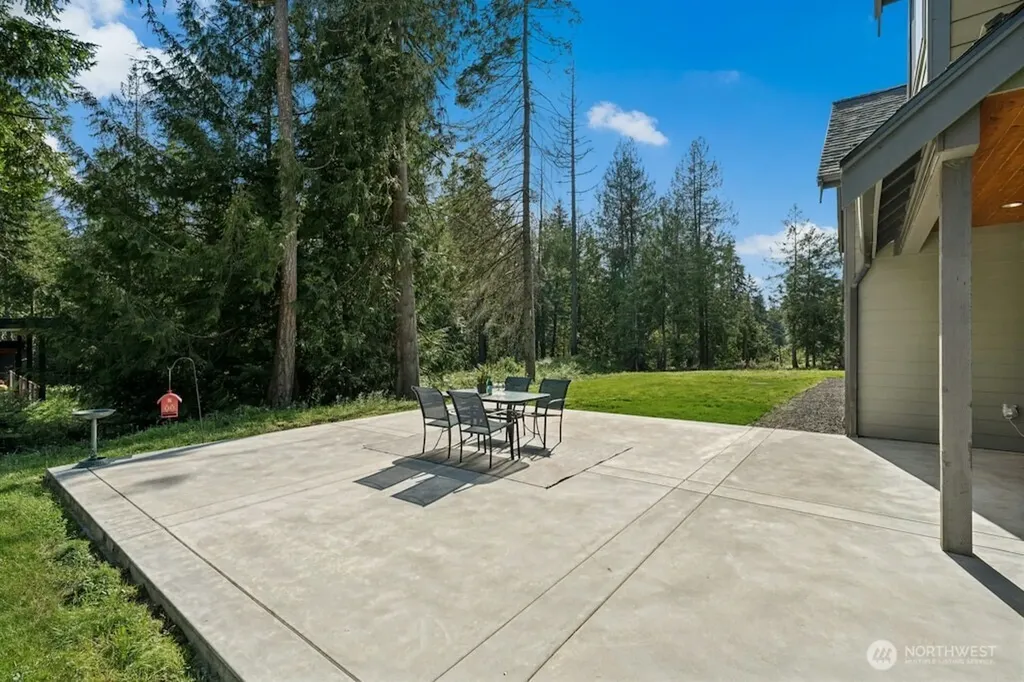 2415 44th Avenue NW Olympia WA 98502