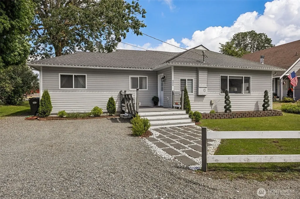 404 Nixon Street S Roy WA 98580