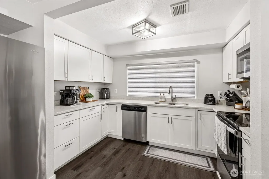 404 Nixon Street S Roy WA 98580