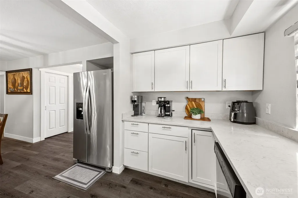 404 Nixon Street S Roy WA 98580