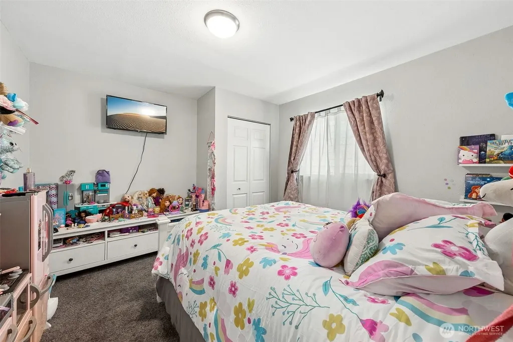 404 Nixon Street S Roy WA 98580