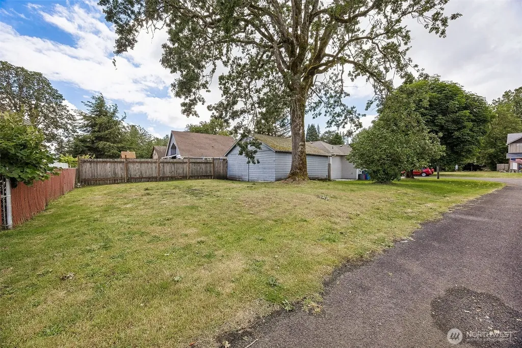 404 Nixon Street S Roy WA 98580