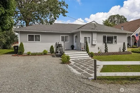 404 Nixon Street S Roy WA 98580
