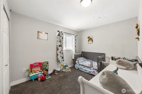 404 Nixon Street S Roy WA 98580