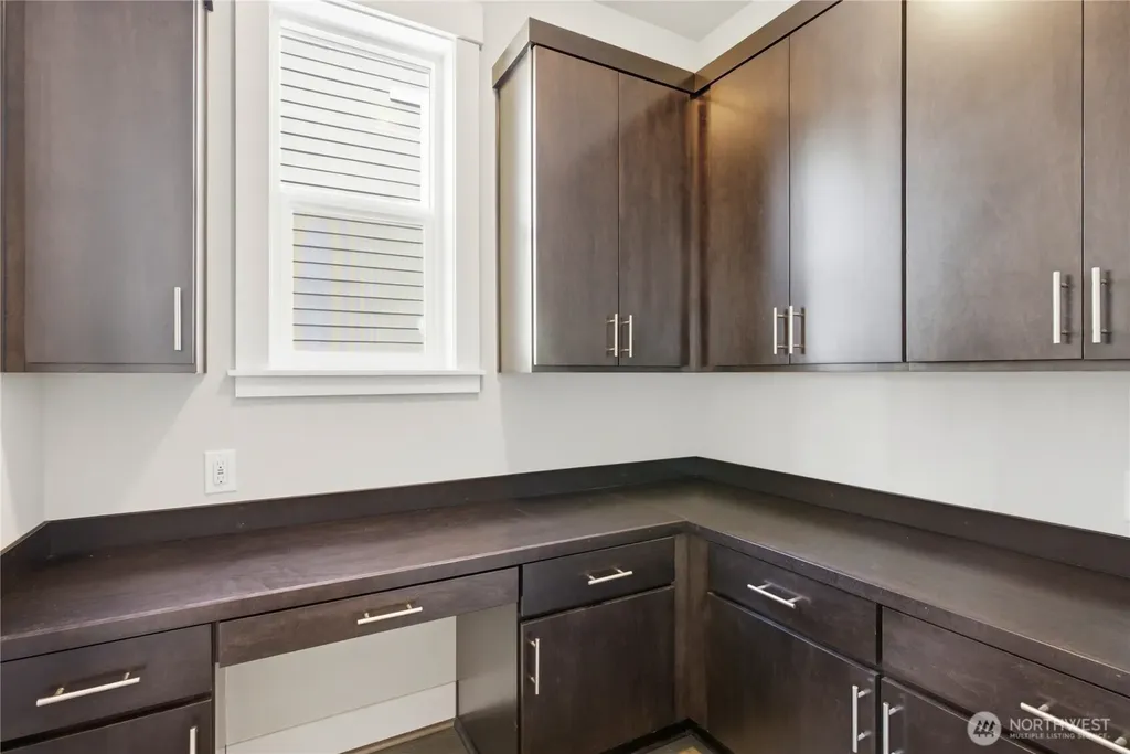 11795 155th Avenue NE Redmond WA 98052