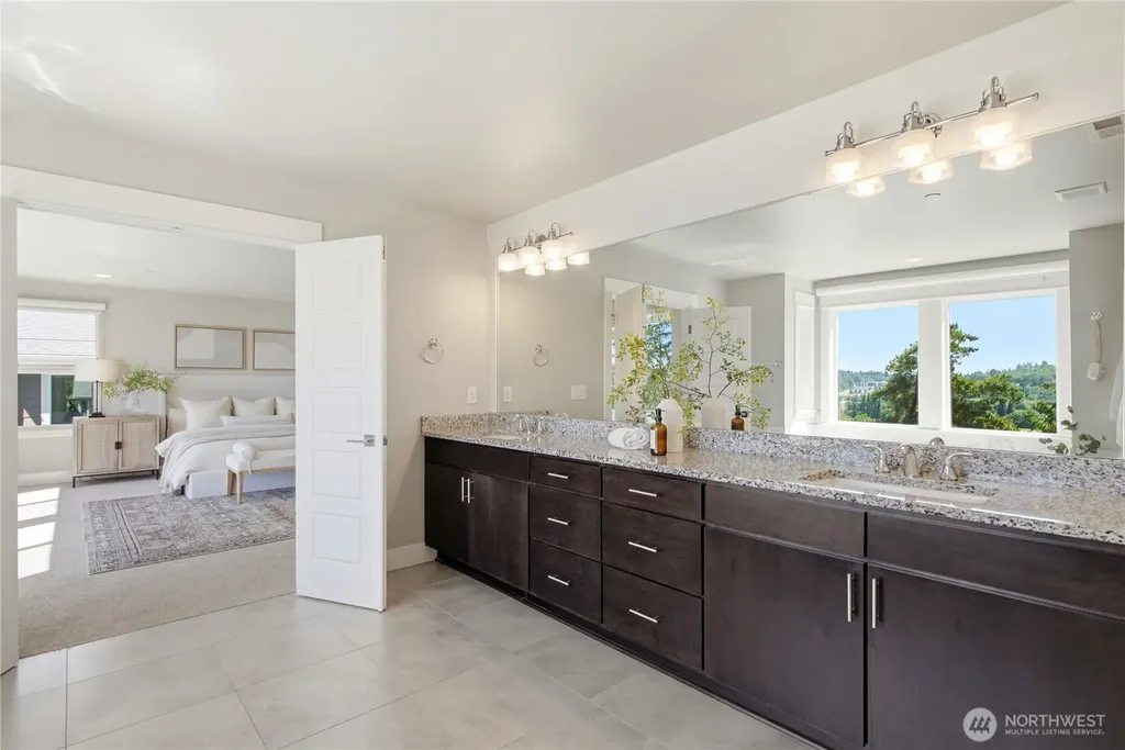 11795 155th Avenue NE Redmond WA 98052