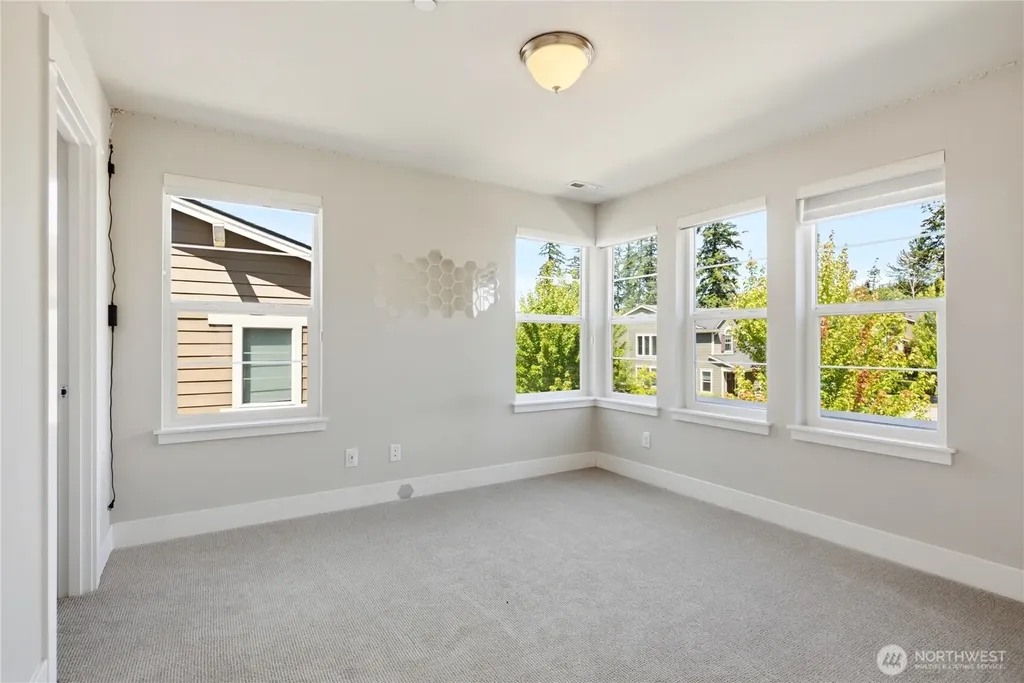 11795 155th Avenue NE Redmond WA 98052