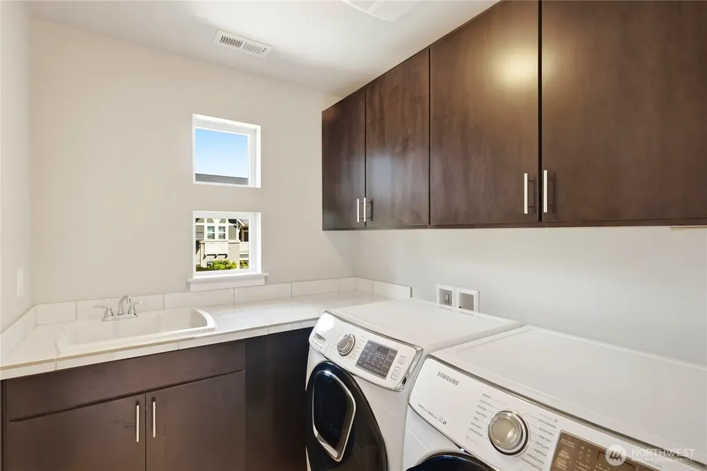 11795 155th Avenue NE Redmond WA 98052