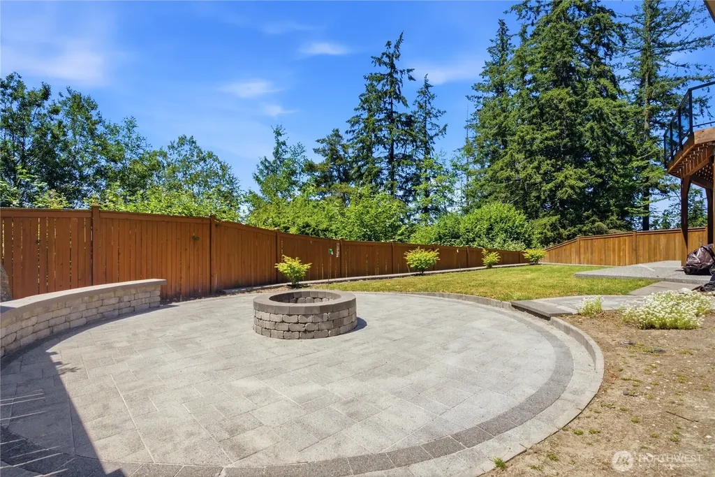 11795 155th Avenue NE Redmond WA 98052