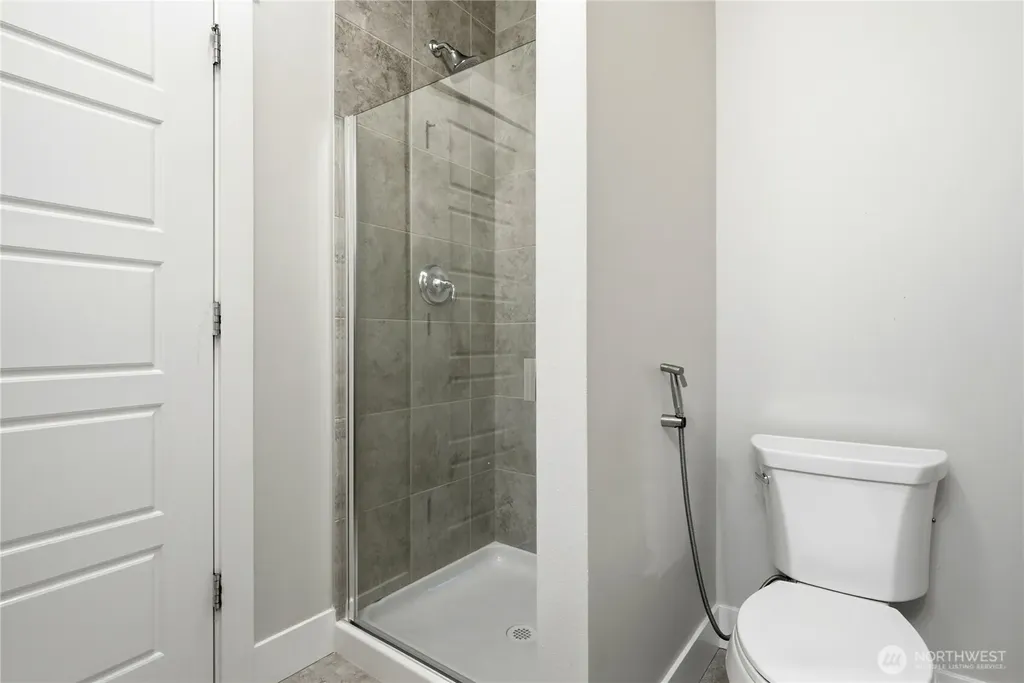 11795 155th Avenue NE Redmond WA 98052