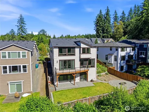 11795 155th Avenue NE Redmond WA 98052