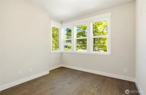11795 155th Avenue NE Redmond WA 98052
