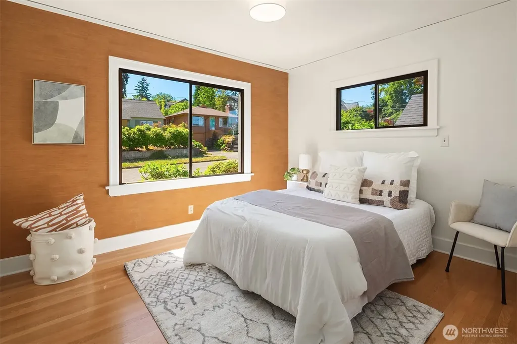 3802 NE 52nd Street Seattle WA 98105