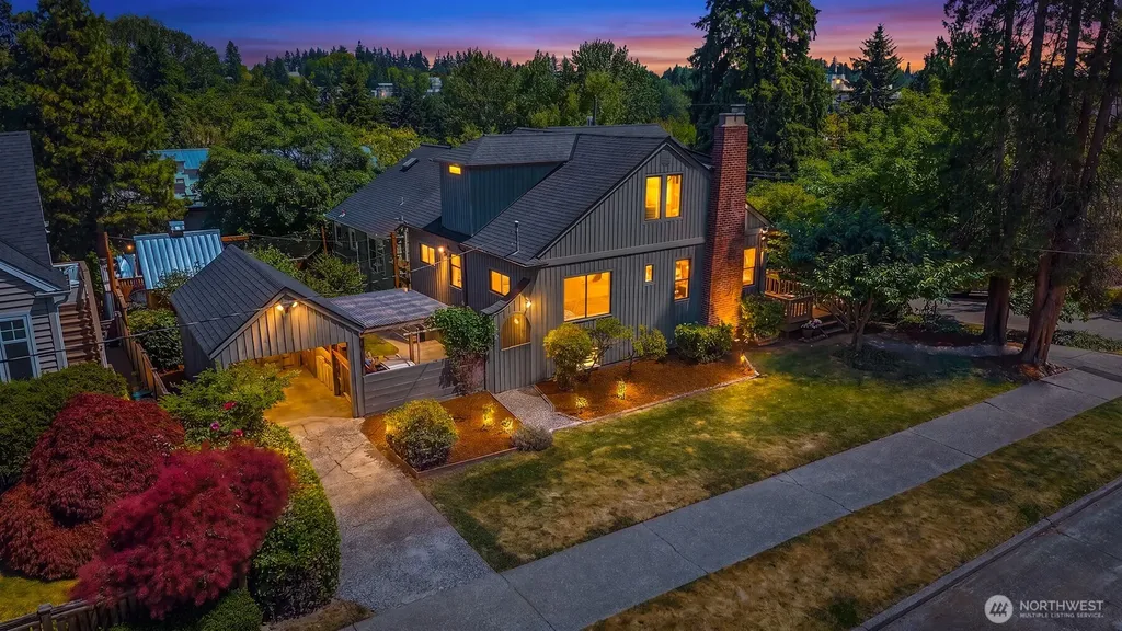 3802 NE 52nd Street Seattle WA 98105