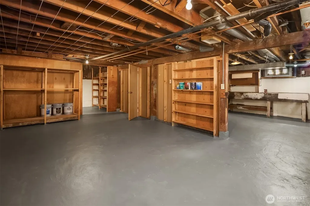 3802 NE 52nd Street Seattle WA 98105