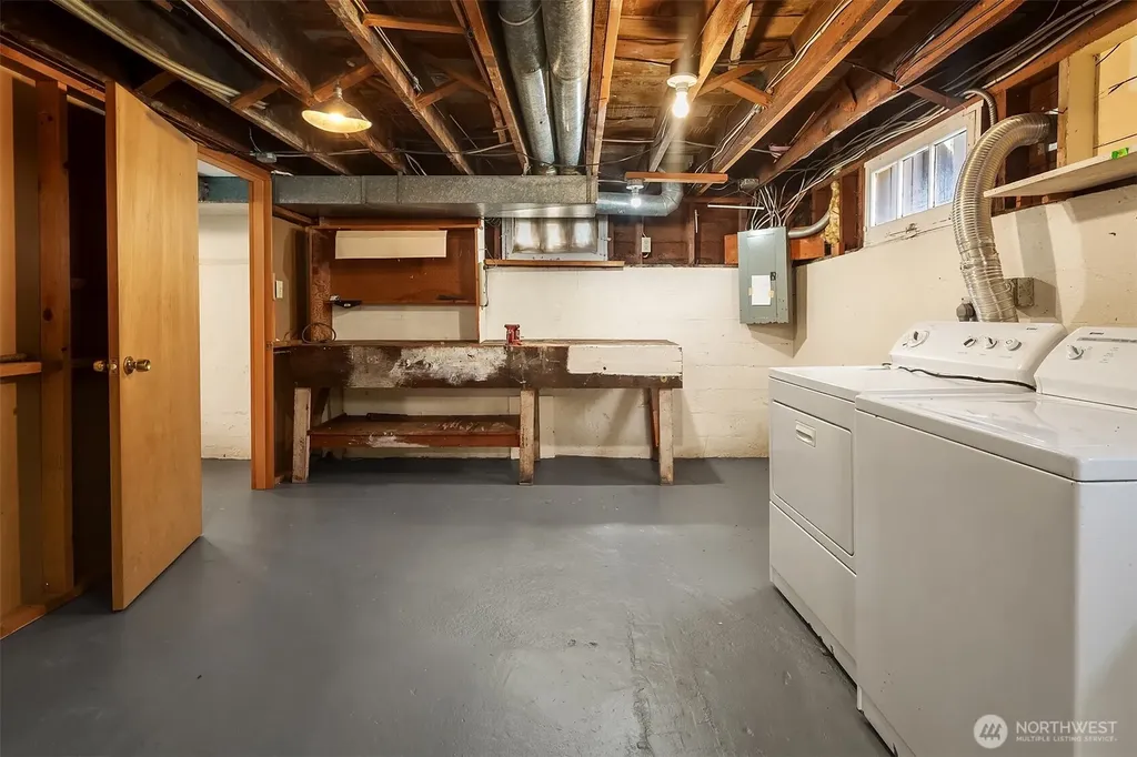 3802 NE 52nd Street Seattle WA 98105