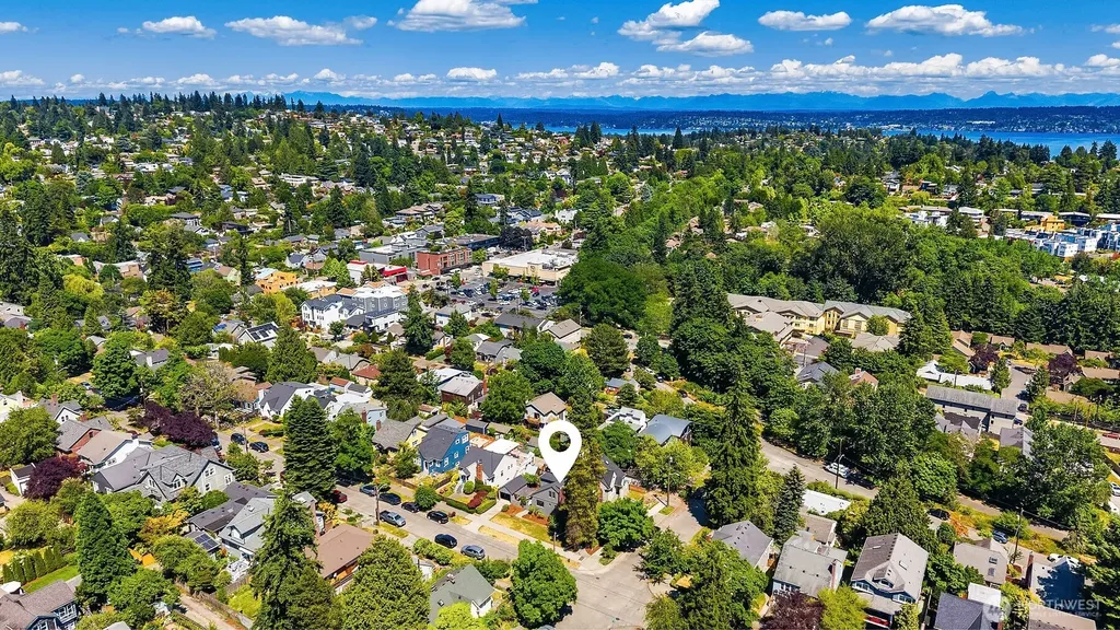 3802 NE 52nd Street Seattle WA 98105