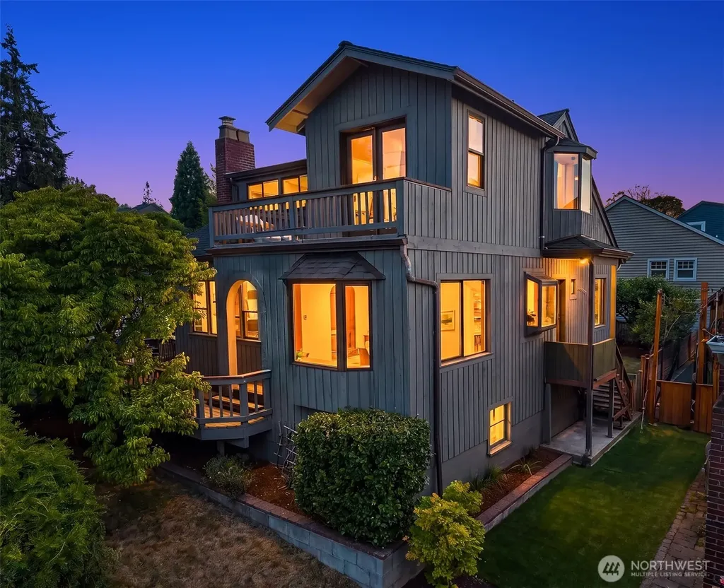 3802 NE 52nd Street Seattle WA 98105
