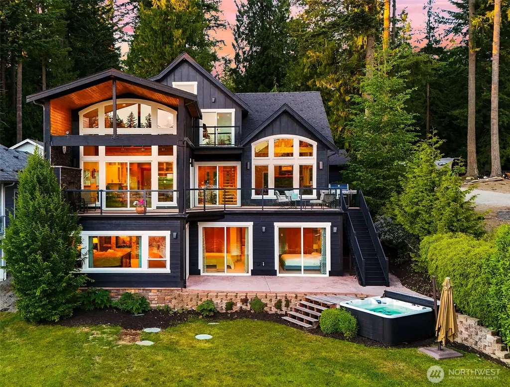15404 Lakeview Avenue Stanwood WA 98292