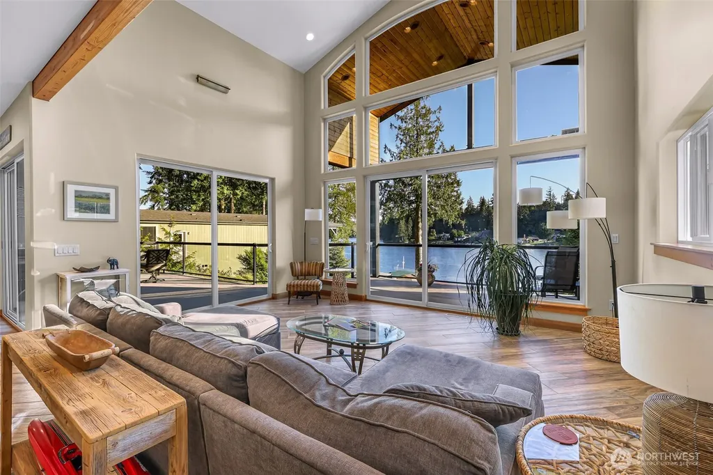 15404 Lakeview Avenue Stanwood WA 98292