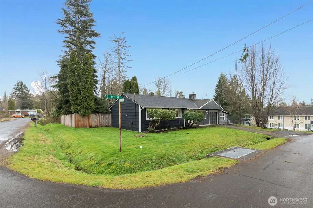 20068 21st Avenue NE Shoreline WA 98155