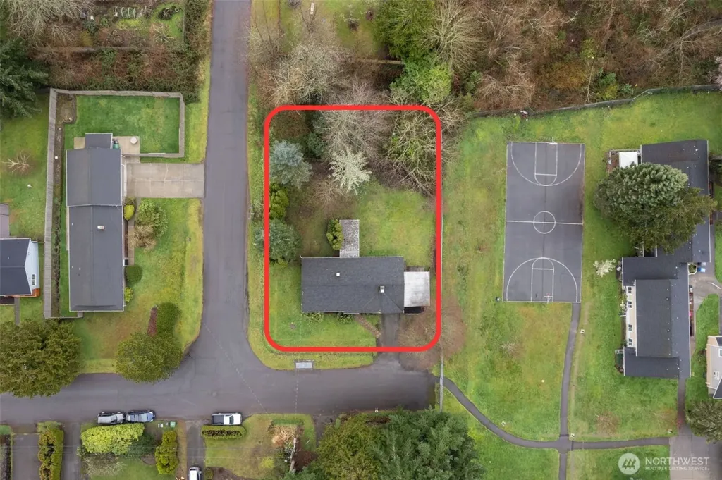 20068 21st Avenue NE Shoreline WA 98155