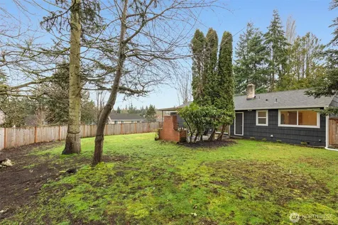 20068 21st Avenue NE Shoreline WA 98155