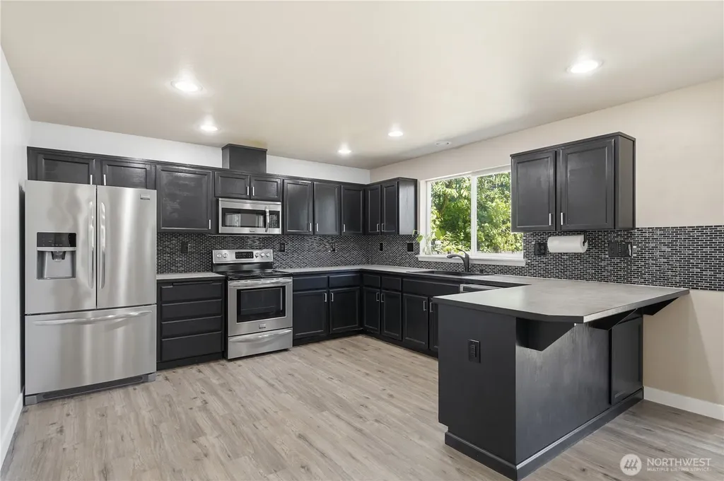 149 177th Street E Spanaway WA 98387