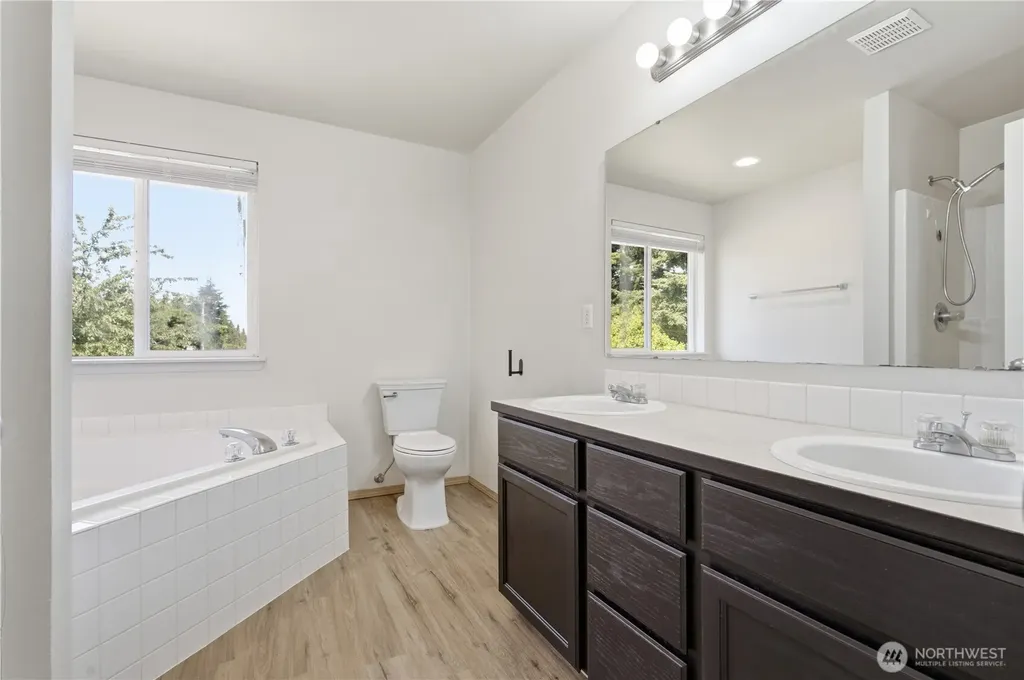 149 177th Street E Spanaway WA 98387