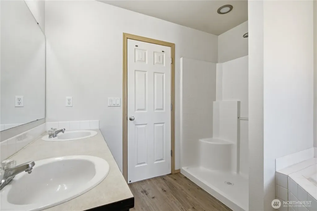 149 177th Street E Spanaway WA 98387
